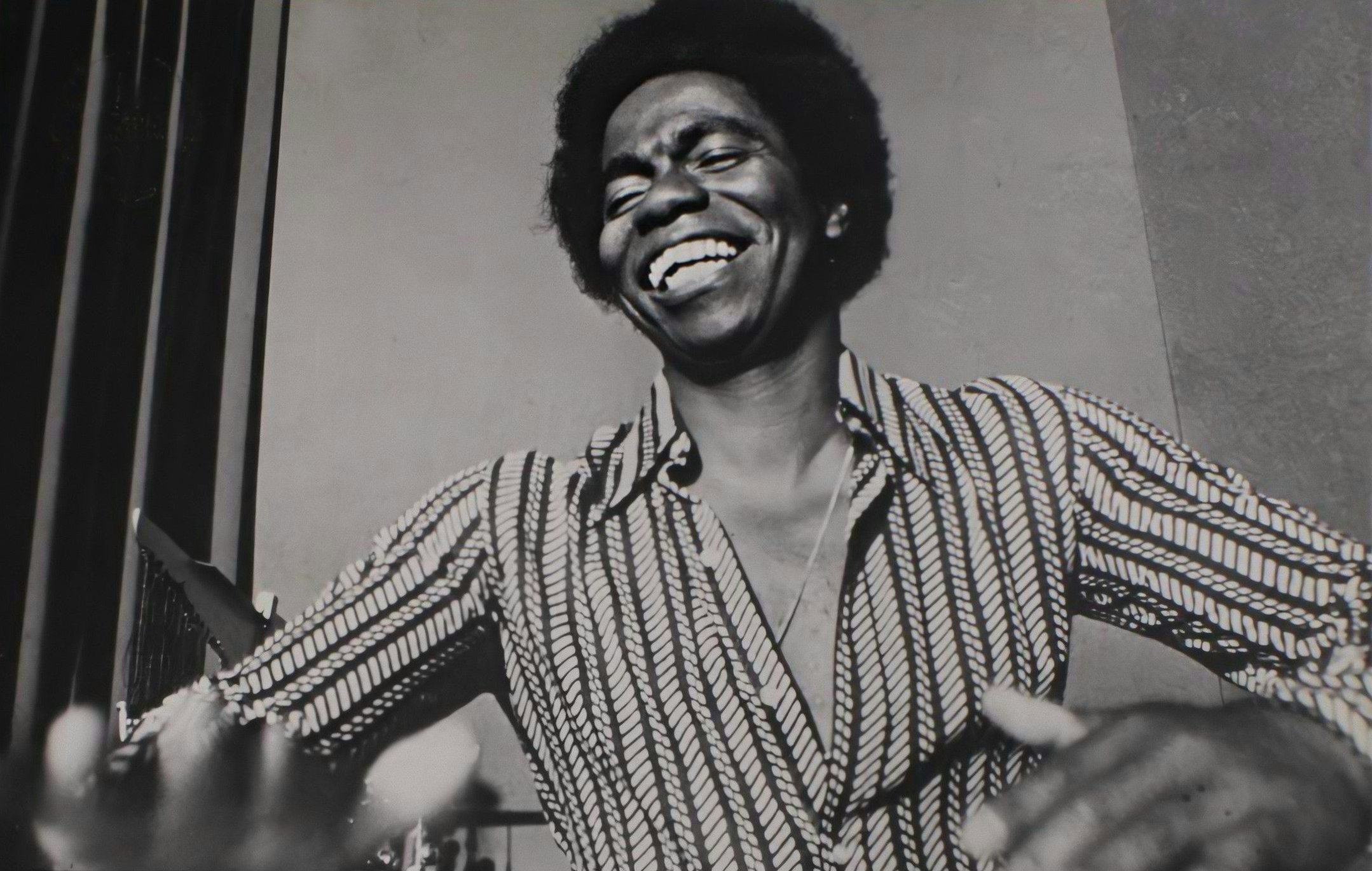 Paulinho da Costa photo by Phil Stern for 1977’s <i>Agora</i> on Pablo Records.